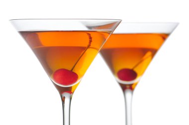 Beyaz kırmızı kiraz ile Manhattan içecekler