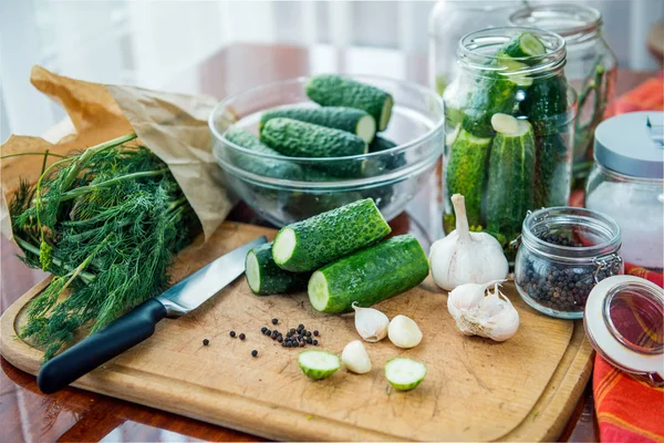 Verse Komkommers Ingrediënten Voor Instandhouding Voorbereiding Gemarineerd Gezouten Komkommer Met — Stockfoto