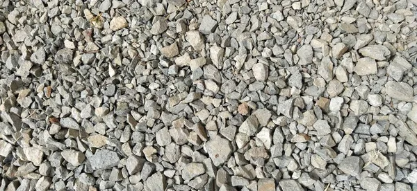 Μεγάλη Θρυμματισμένη Πέτρα Ανοιχτού Γκρι Χρώματος Μικρές Πέτρες Για Φόντο — Φωτογραφία Αρχείου