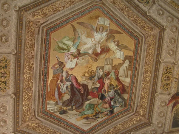 Vaticano Dezembro 2019 Frescos Nas Abóbadas Templo Elemento Decoração Igreja — Fotografia de Stock