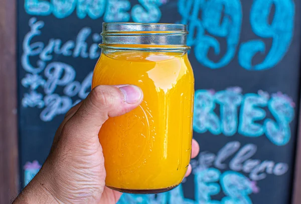 Suco de laranja para brunch — Fotografia de Stock