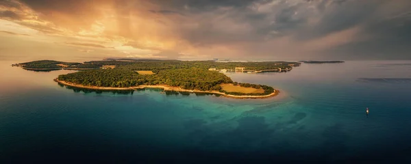 Brijuni National Park, um lugar incrível para férias e relaxamento — Fotografia de Stock