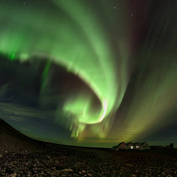 Βόρεια φώτα aurora σε Jokulsarlon παγετώνα λιμνοθάλασσα του ποταμού — Φωτογραφία Αρχείου