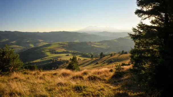 Puesta de sol sobre los Altos Tatras en otoño timelapse video — Vídeos de Stock