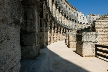 Hırvatistan 'ın Pula kentinde antik Colosseum Arena