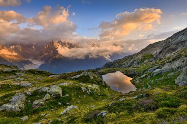 Lacs des Cheserys, Chesery Gölü - Chamonix Dağı gölleri