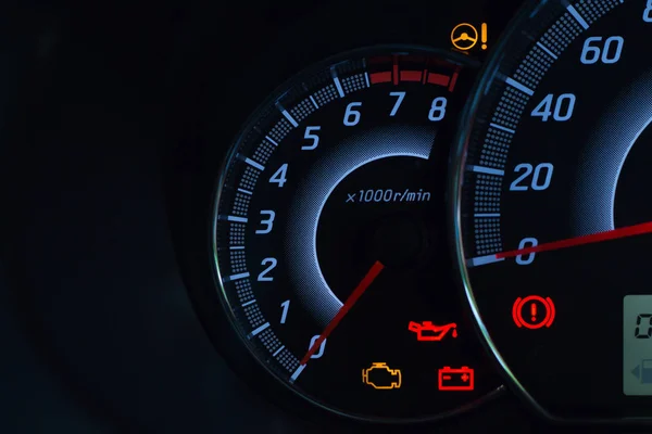 Screen display of car status warning light on dashboard panel sy — Stock Photo, Image