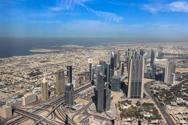 Burj Dubai kulesinden Dubai şehrinin en iyi görünümü,Şehir işletmesi