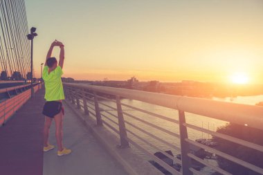  Koşu adam. Yakın çekim