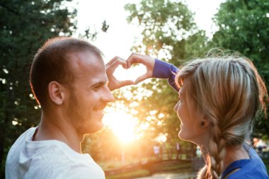 Çift koşu in atış kapatmak