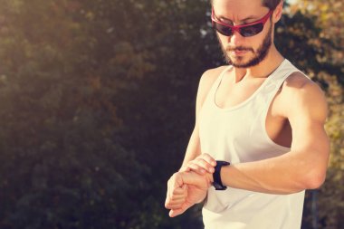  Koşu adam. Yakın çekim