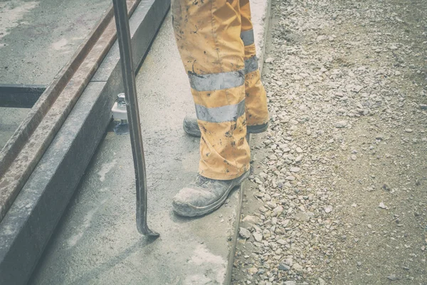 Bir inşaatta çalışan ayrıntıları