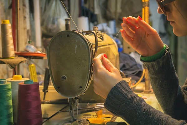 Çalışma terzi atış kapatmak