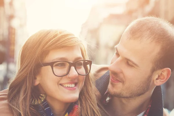 Lovestory Konzept Süßes Schönes Paar Auf Der Straße — Stockfoto