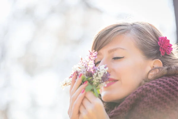 Cute Young Girl Smelling Nice Bouquet Flowers Nature — Stock Photo, Image