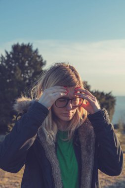 Mevsimlik sağlık sorunları ve sorunları - baş ağrısı / grip / Illner.