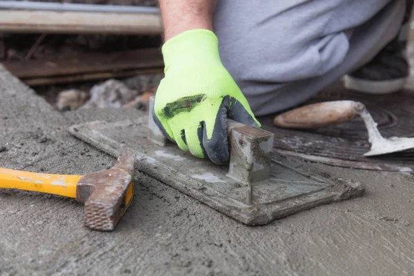 Merenovasi Trotoar Beton Dalam Versi Diy Rumah Anggaran — Stok Foto