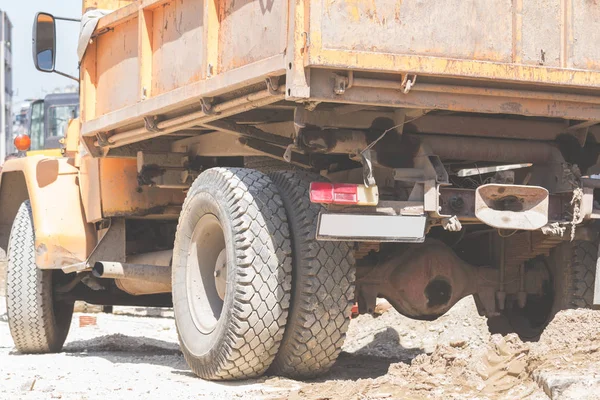 Samochód Ciężarowy Budowie Piasku Brudu Cementu — Zdjęcie stockowe