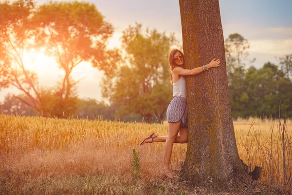 Cute Smiley Girl Embracing Oak Tree Nature — Stock Photo, Image