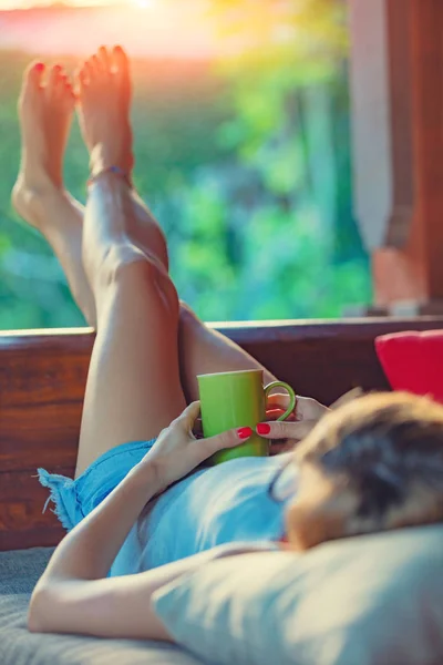 Girl Enjoying Morning Coffee Garden Sofa — Stock Photo, Image