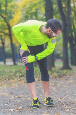 Egzersiz / egzersiz sırasında yaralanma parkta koşu.