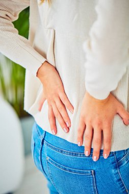 Kalça, sırt ve genç yaşlarda omurilik sorunları.