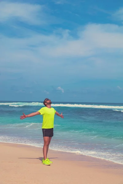 Ejercicio Una Playa Arena Tropical Cerca Del Mar Océano — Foto de Stock