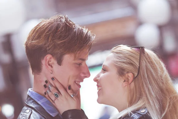 Cute Young Couple Kissing Outdoors Street — Stock Photo, Image