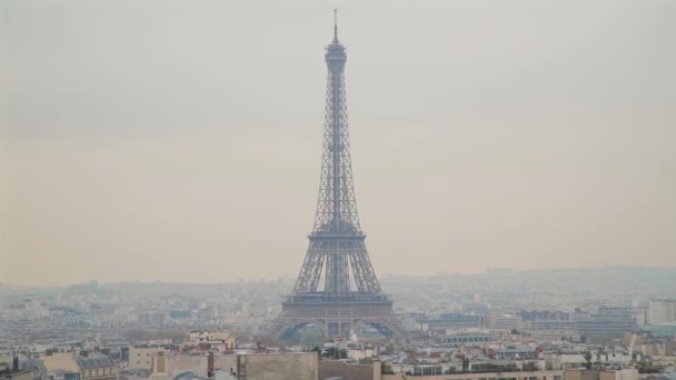 Pozorování vidět Eiffelovu věž, Paříž, Francie.
