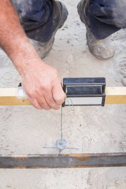 İnşaat işçisi için ağır bir iş..