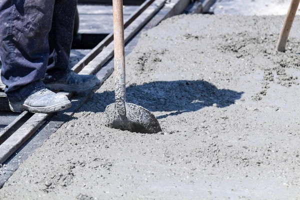 İnşaat işçisi için ağır bir iş..