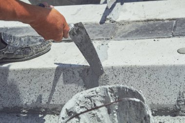 İnşaat işçisi için ağır bir iş..