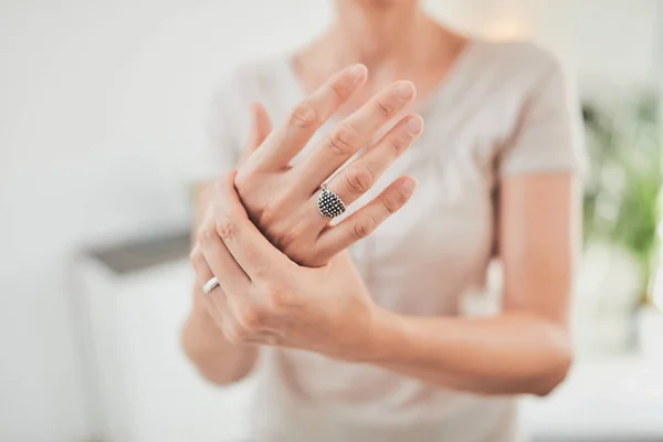 Mano, muñeca, brazo, pulgar, dedos y otras lesiones / artritis pr — Foto de Stock