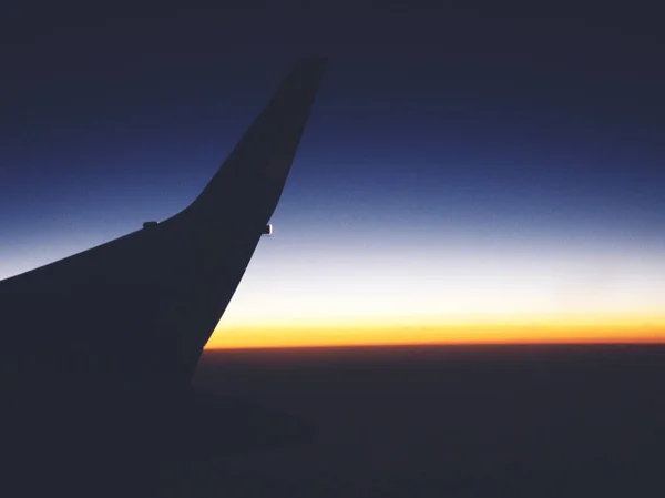 Hora de la mañana / noche desde un asiento de avión . —  Fotos de Stock