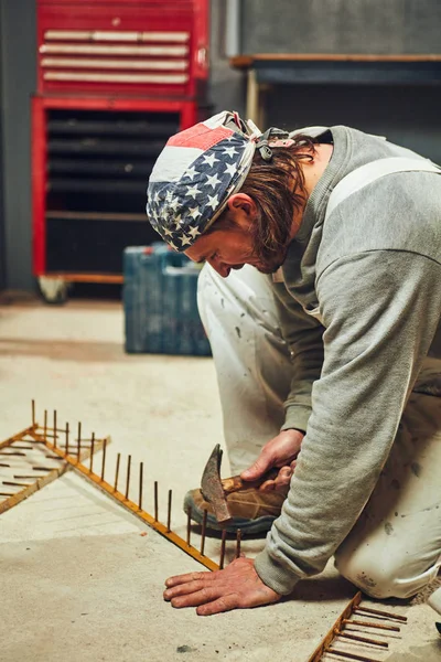 Rebuilding a garage in a retro vintage style. — Stock Photo, Image