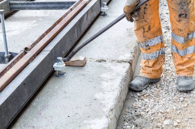 İnşaat işçisi için ağır bir iş..