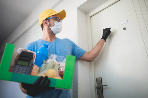 Tipo Entrega Con Caja Protectora Máscara Bolsa Con Comestibles Punto — Foto de Stock