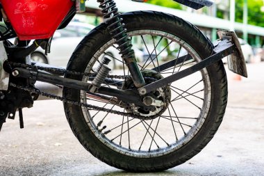 Eski 80'lerin motosikletinin motor görüntüsü