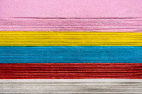 Side Patroon Afbeelding Van Een Stapel Kleurrijk Papier Dat Roze — Stockfoto