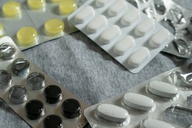 Hap ve pastilles çeşitli blister paketleri