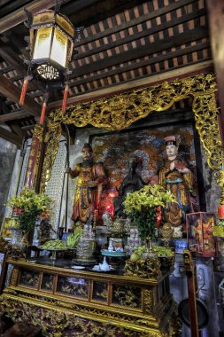 Hanoi, Vietnam - 29 Ağustos: 29 Ağustos 2018'de Quan De Temple'ın içinde Hanoi, Vietnam.