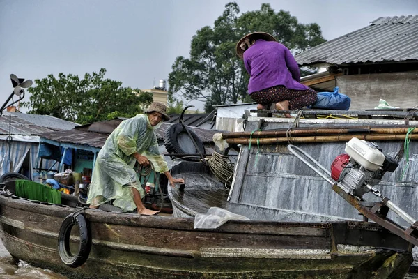 Can Tho Vietnam Agosto Gente Mercado Flotante Can Tho Agosto — Foto de Stock