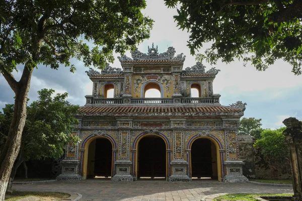 Puerta Chuong Duc Ciudad Imperial Hue Vietnam —  Fotos de Stock