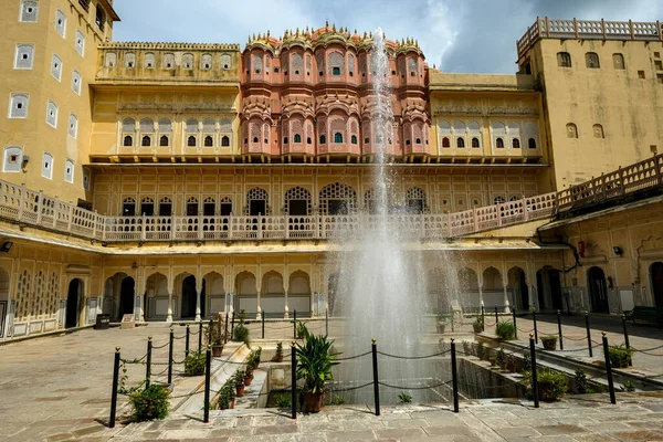 Jaipur Ινδία Αύγουστος 2020 Άποψη Του Hawa Mahal Πιο Χαρακτηριστικό — Φωτογραφία Αρχείου