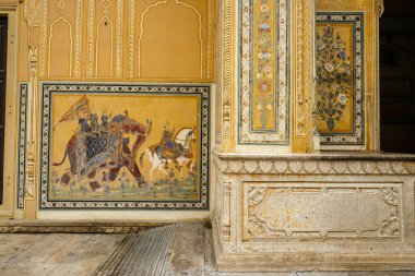 Jaipur, Hindistan - Ağustos 2020: Tiger Fort olarak da bilinen Nahargarh Kalesi, 31 Ağustos 2020 tarihinde Rajasthan, Hindistan 'da.