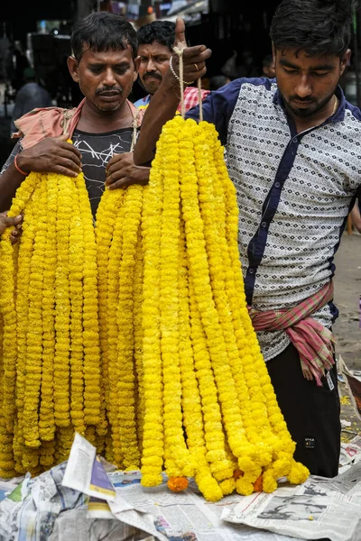 Kolkata India Septiembre 2020 Vendedores Flores Mercado Flores Mullik Ghat —  Fotos de Stock