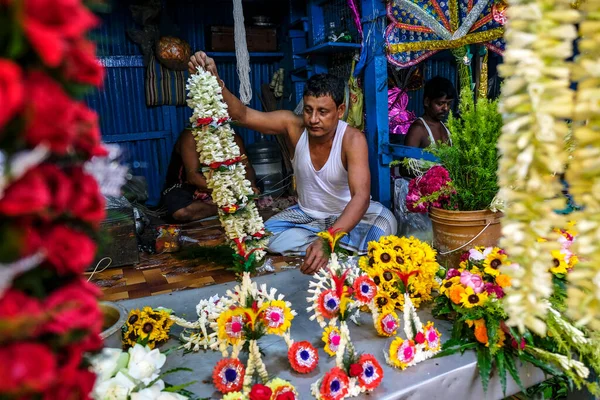 Kolkata India Septiembre 2020 Vendedores Flores Mercado Flores Mullik Ghat —  Fotos de Stock