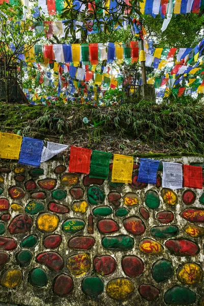 Darjeeling Indie Październik 2020 Flagi Modlitewne Świątyni Mahakal Wzgórzu Obserwatorium — Zdjęcie stockowe