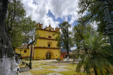 San Cristobal de las Casas, Mexico - March 18, 2025: San Francisco de Asis Church in San Cristobal de las Casas, Chiapas, Mexico.