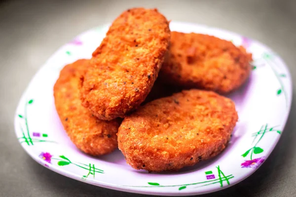 Çıtır Kızarmış Tavuk Kemiksiz Kanatlar